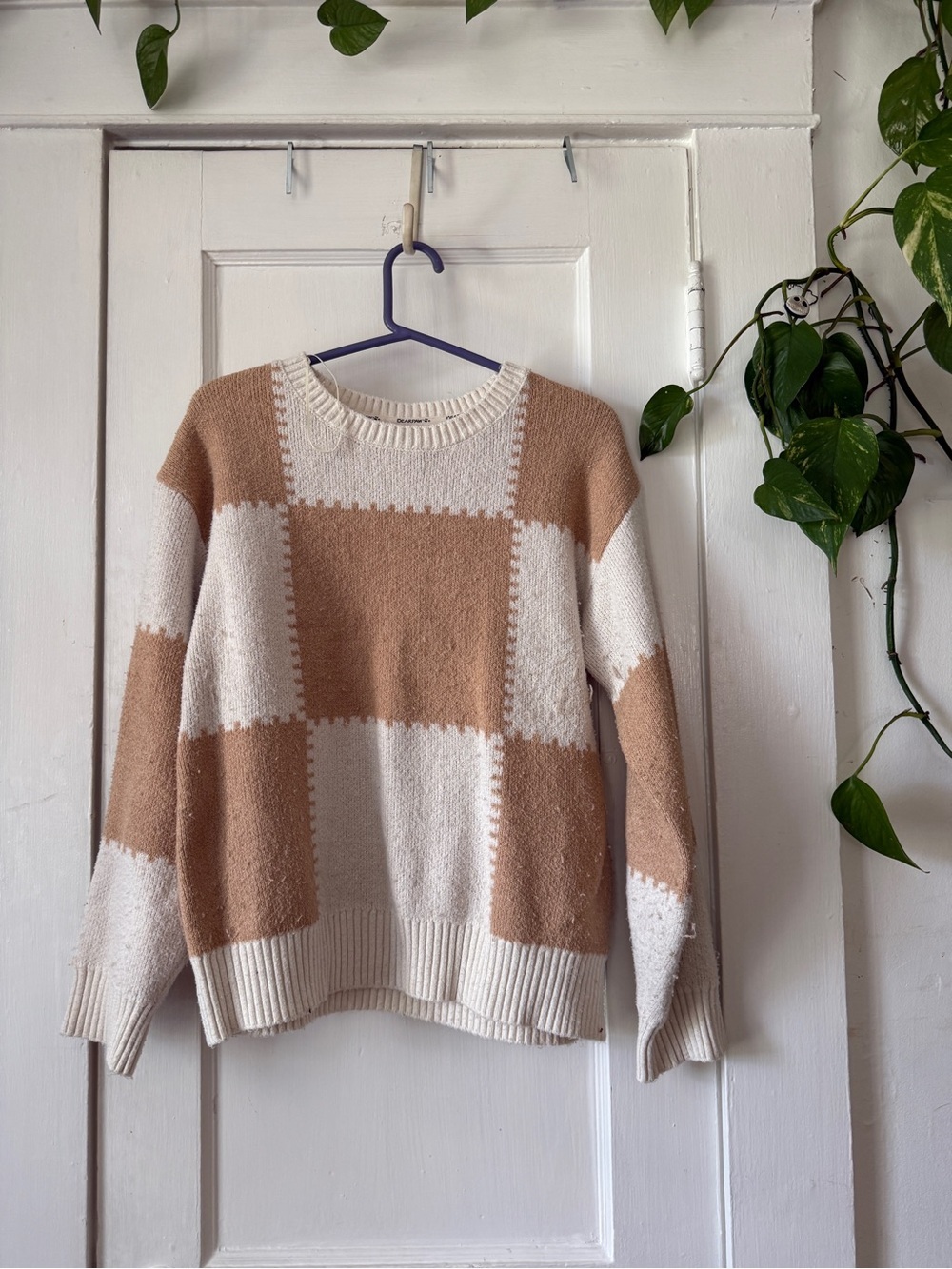 BearPaw Checkerboard Crewneck Sweater in Cream & Tan